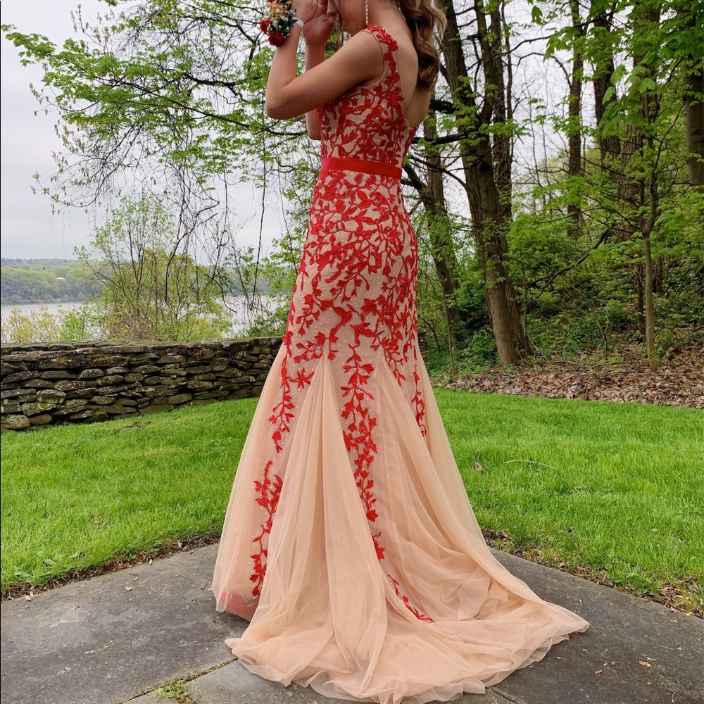 SHERRI HILL PROM DRESS